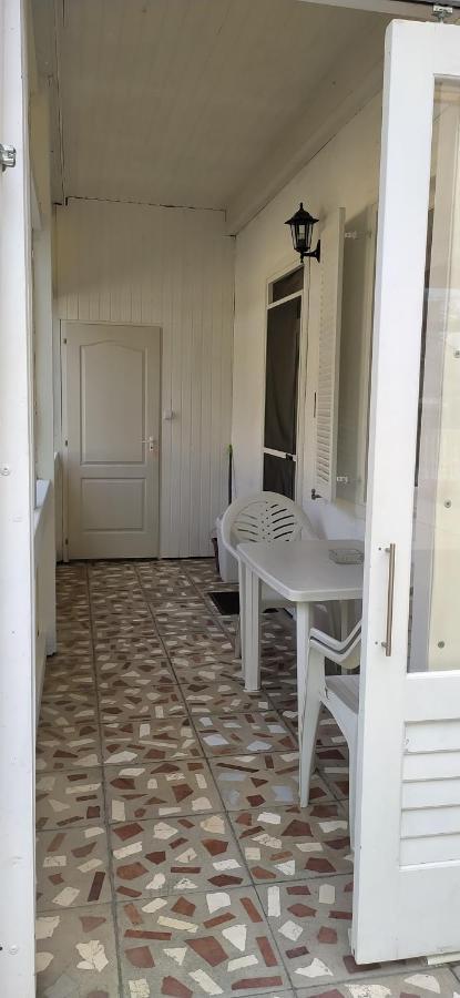 Erika Villa Siofok Luaran gambar